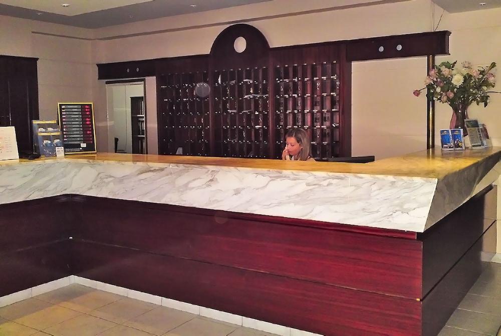 Astir Palace Hotel 4*